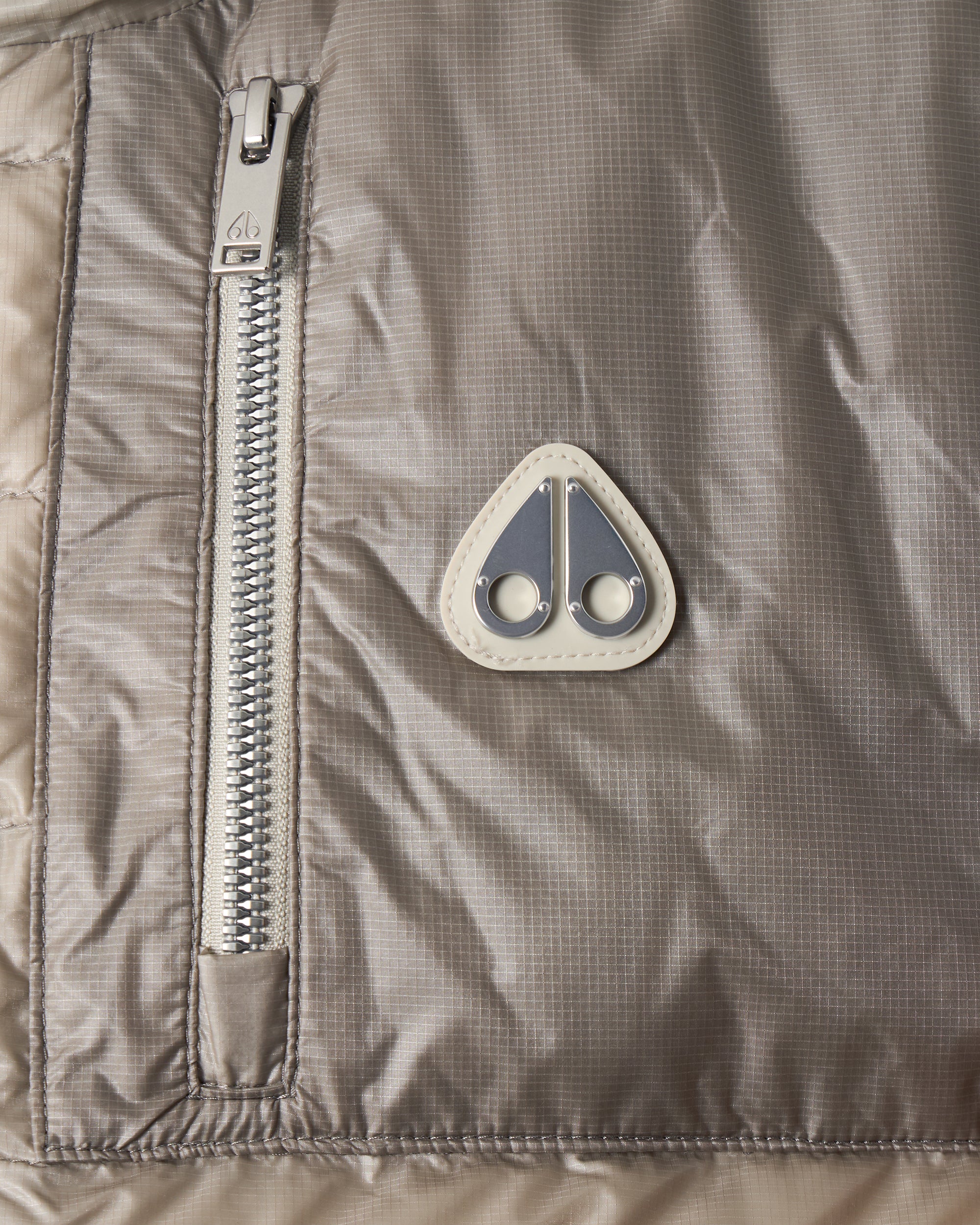 CLOUD WALKER AIR DOWN VEST-ALABASTER - Image 4
