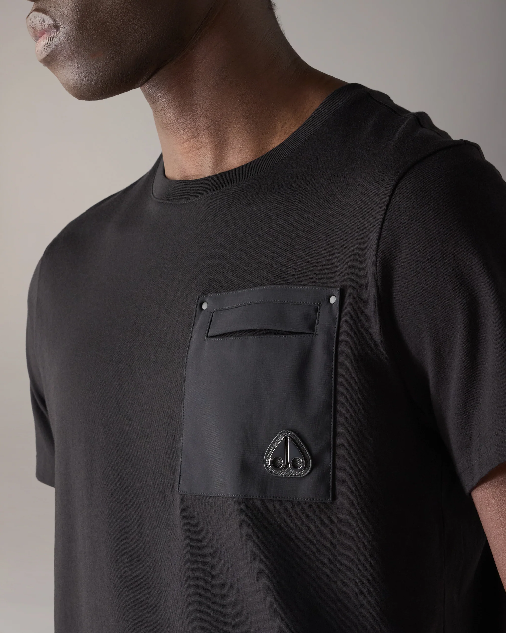 DALON T-SHIRT-BLACK - Image 6