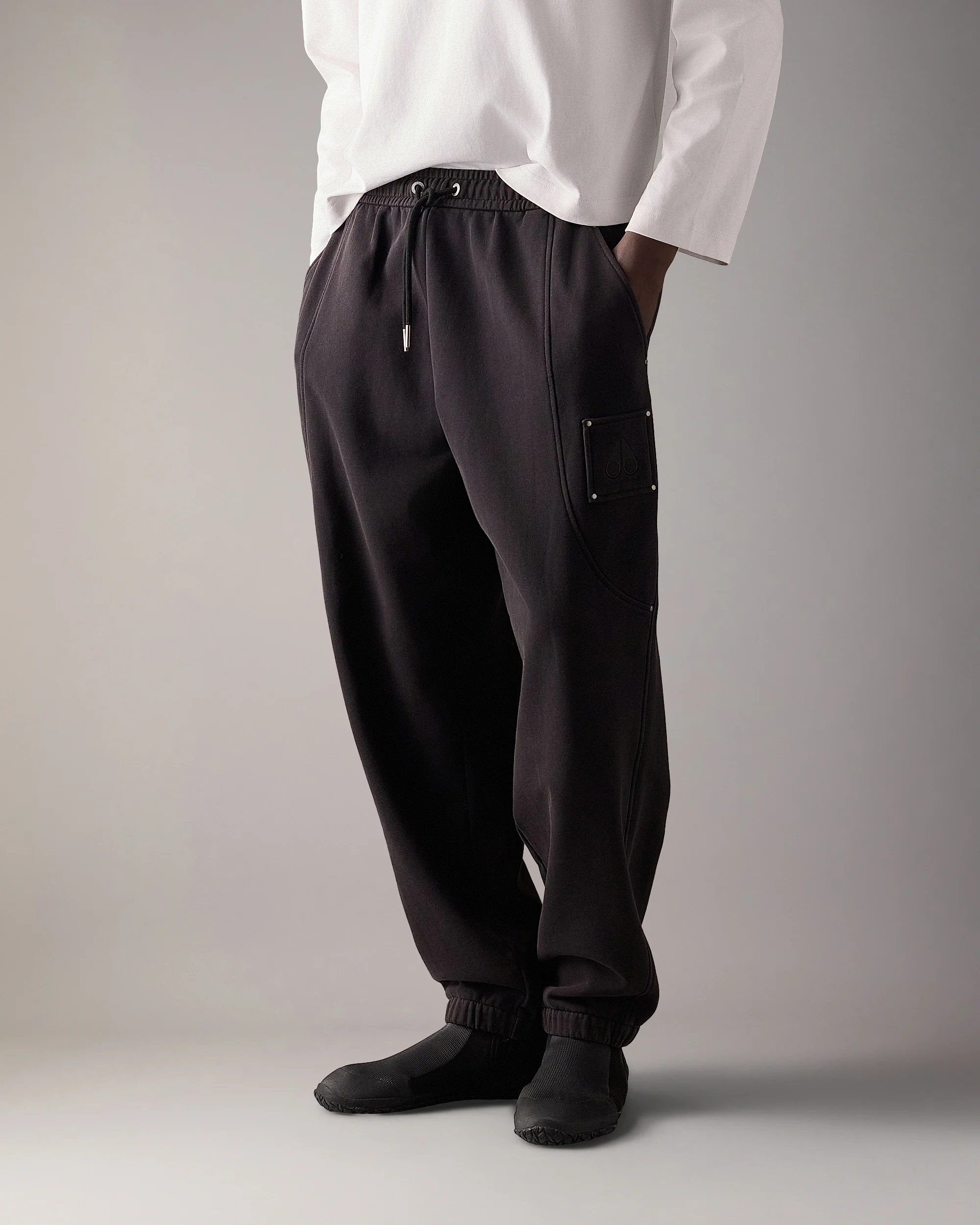 DOWNTOWN JOGGERS-BLACK - Image 2