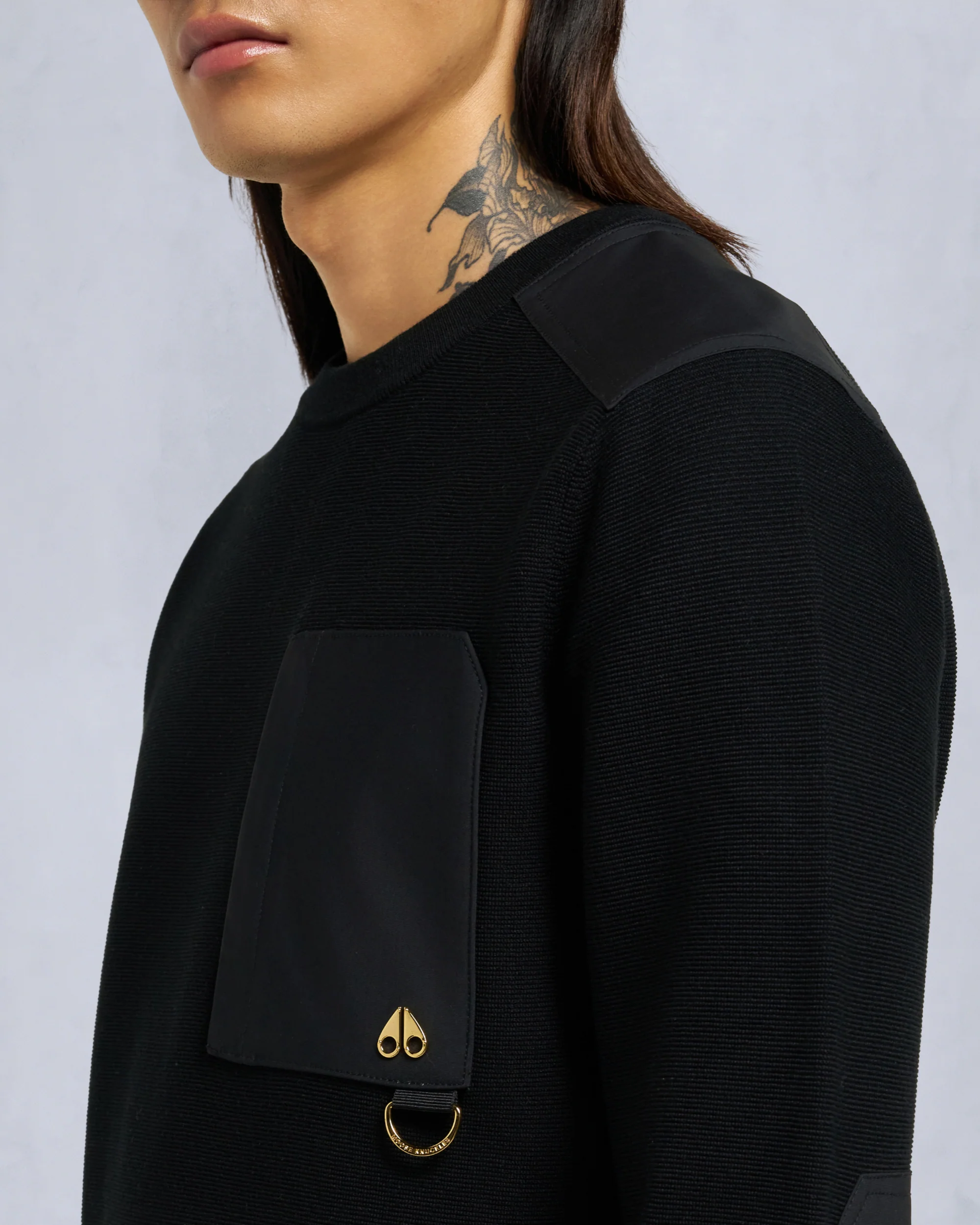 GOLD SERIES ELOWAN CREWNECK SWEATER-BLACK - Image 6