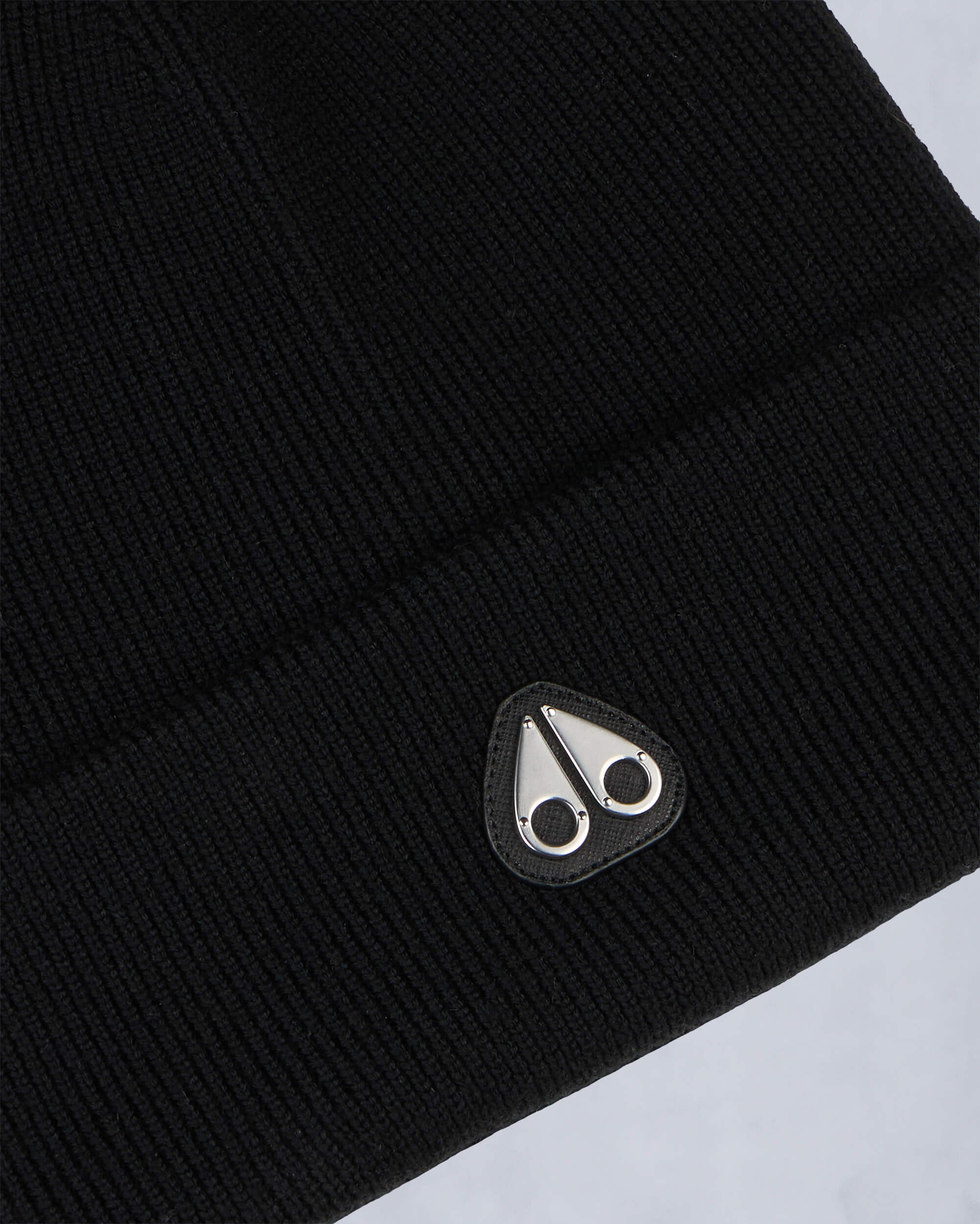 PARNIS UNISEX BEANIE-BLACK - Image 4