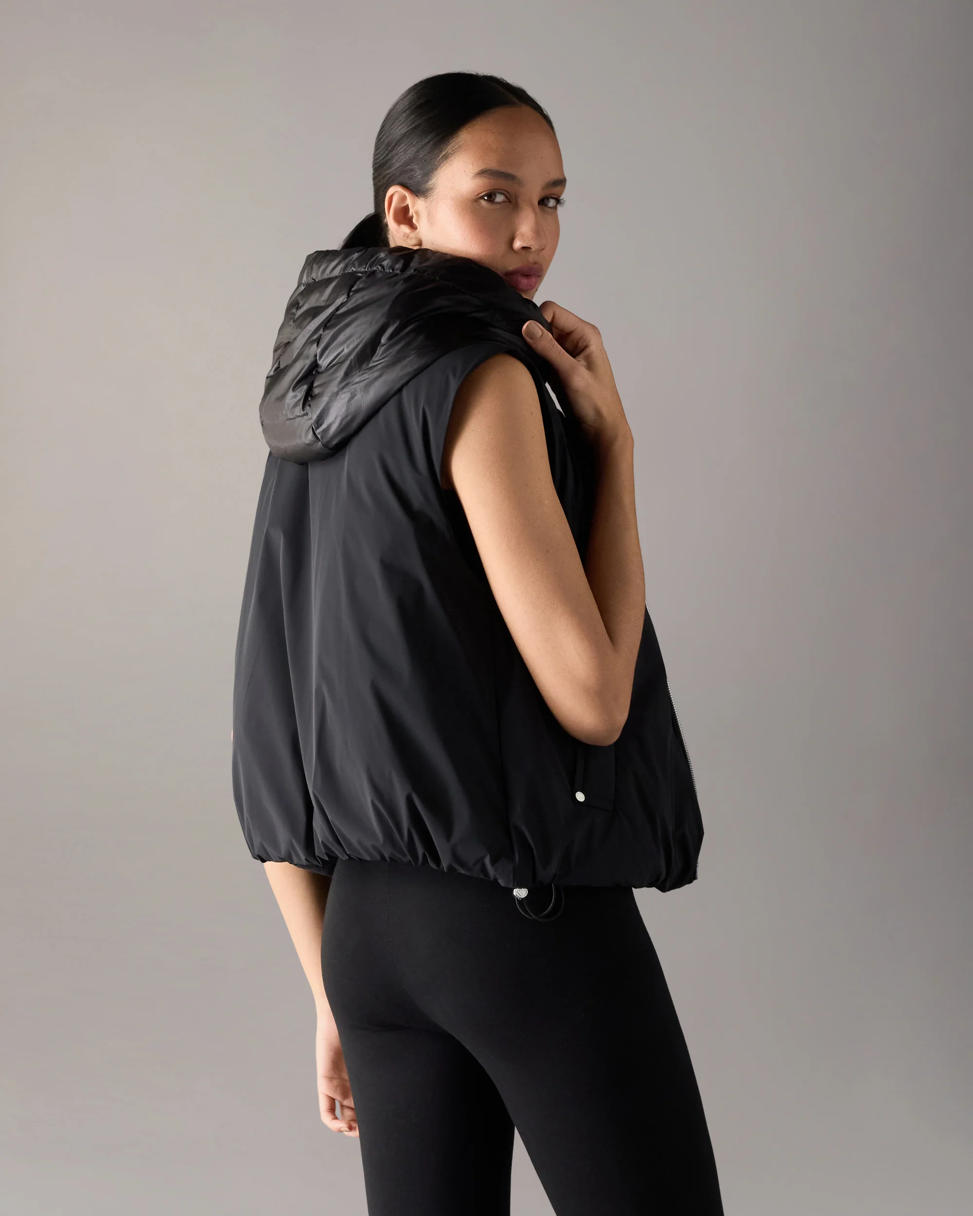 TEGAN DOWN VEST-BLACK - Image 3