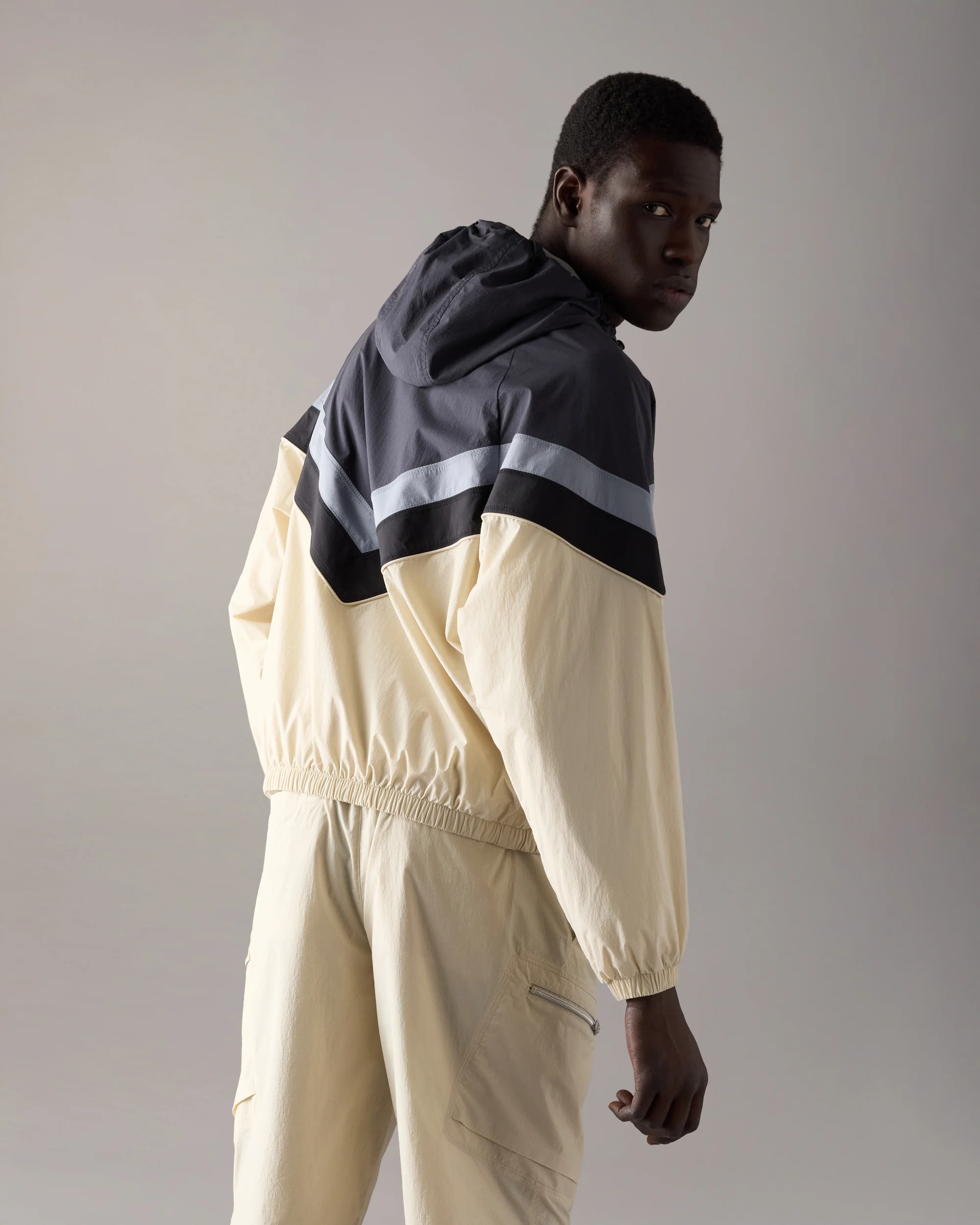 TOPFLIGHT HOODED JACKET-ALABASTER/CEMENT - Image 3