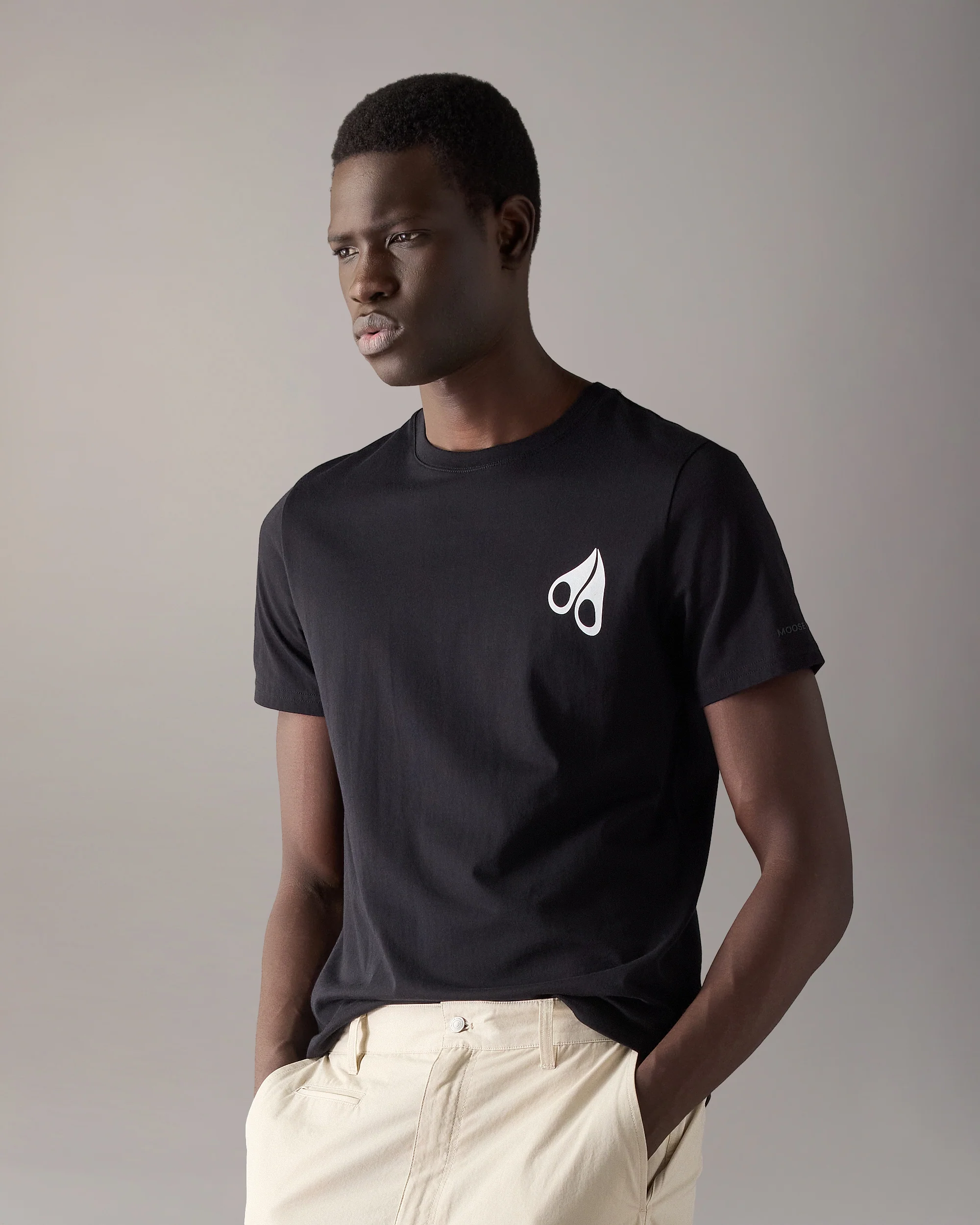 VISIONARY LOGO T-SHIRT-BLACK - Image 2