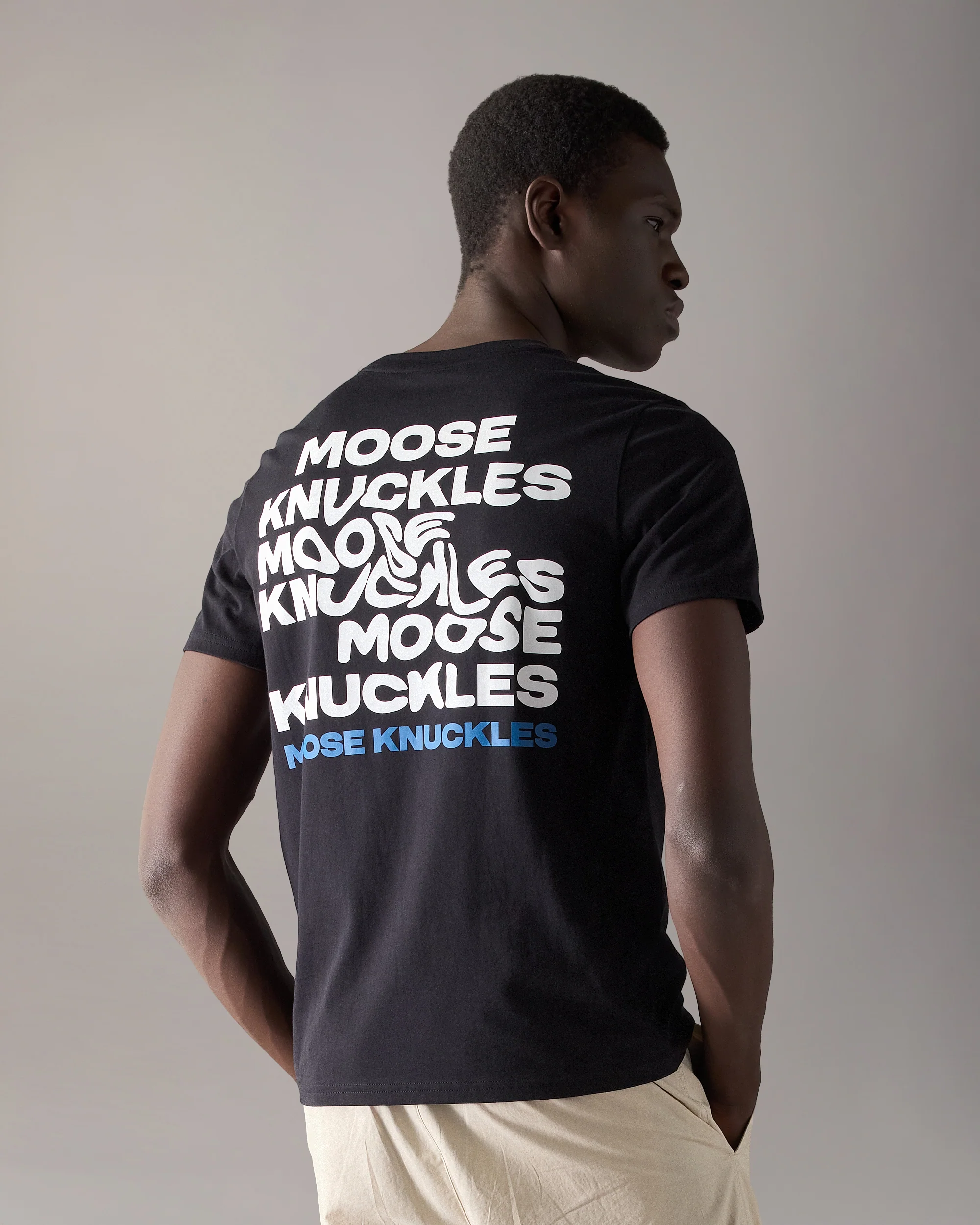 VISIONARY LOGO T-SHIRT-BLACK - Image 3